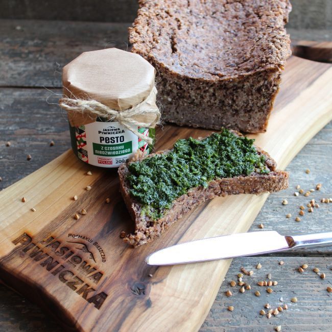 Chleb_gryczany_z_pesto_blog_1x1.jpg