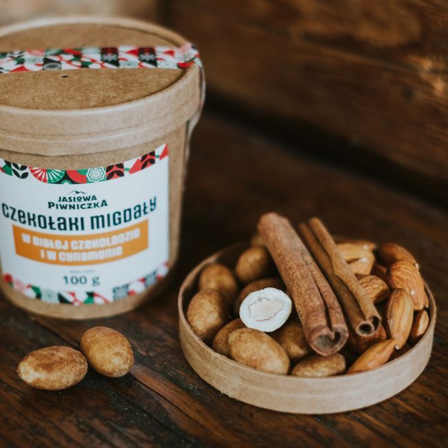 Czekołaki Migdały w białej czekoladzie i cynamonie 100g